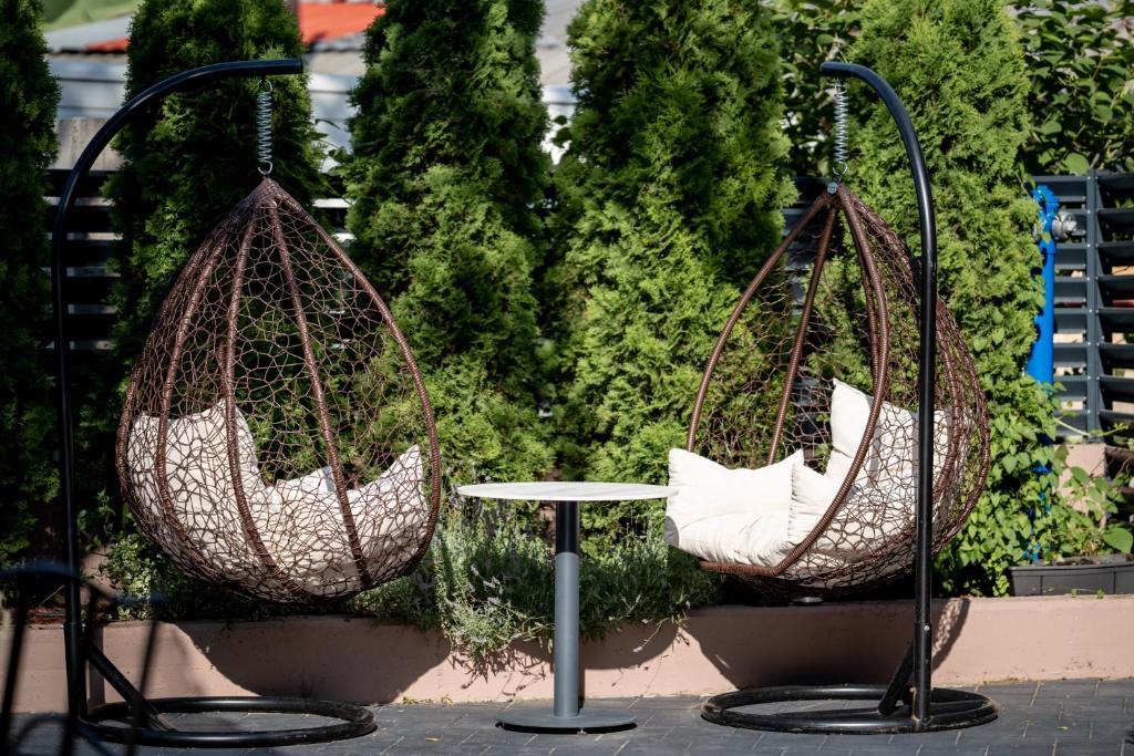 Ein Garten an der Unterkunft Hotel Siesta