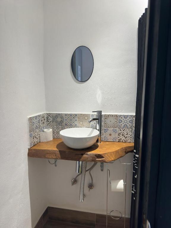 Zdjęcie z galerii obiektu Villa Beso Casa Rural w mieście Otívar