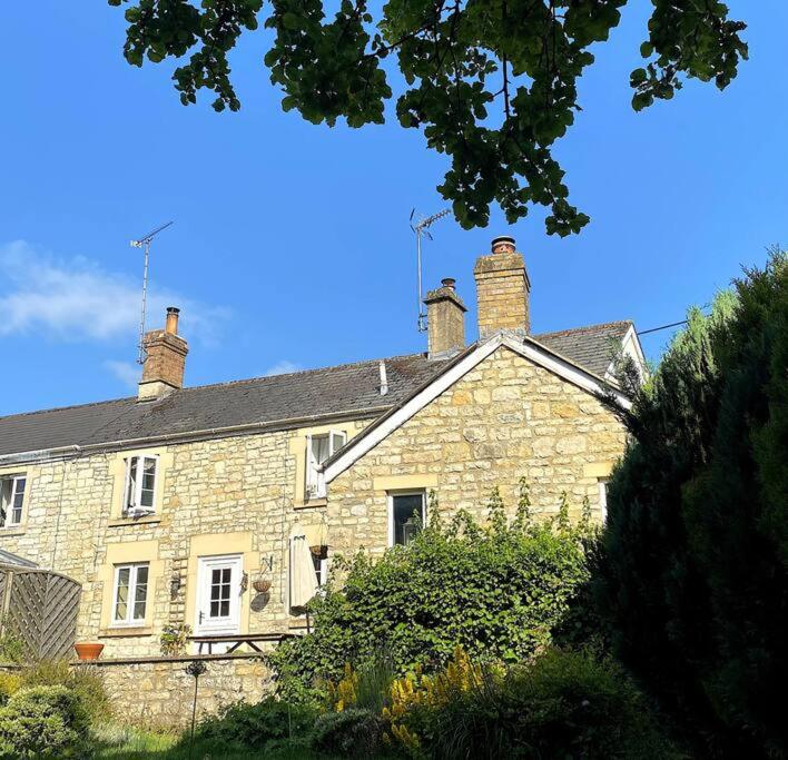 Orchard Cottage, a rural treat, Bath (updated prices 2024)