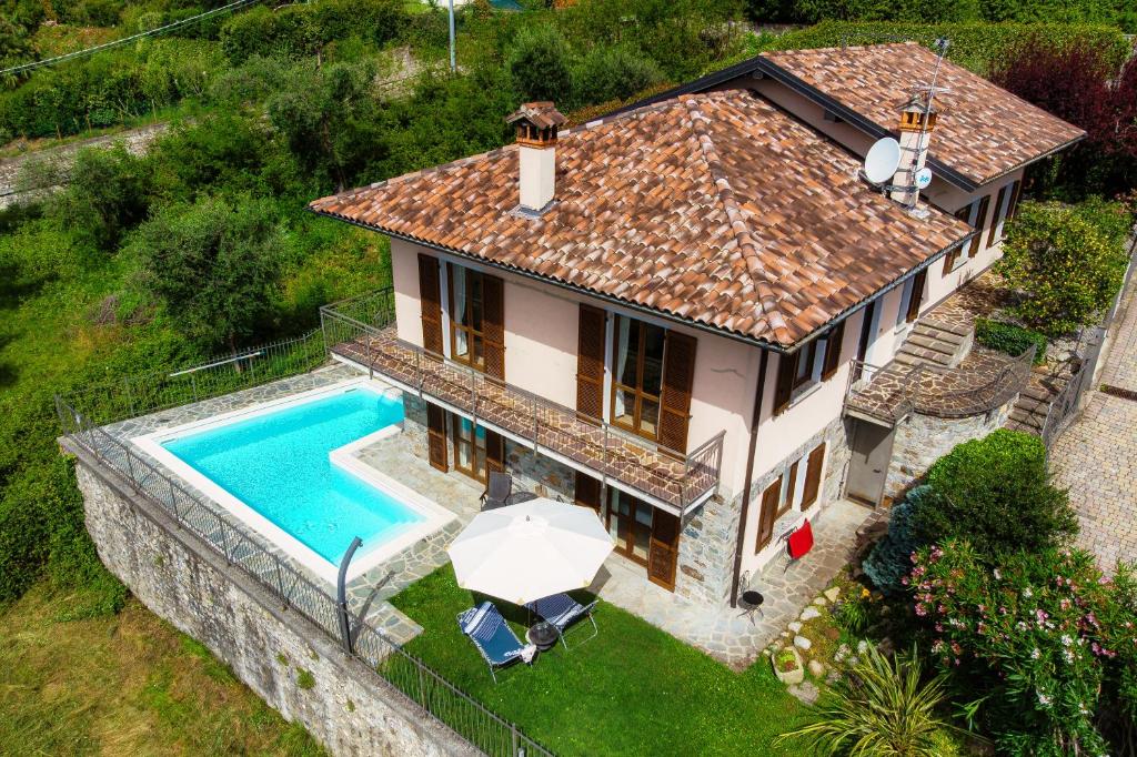 Villa degli Angeli - by MyHomeInComo
