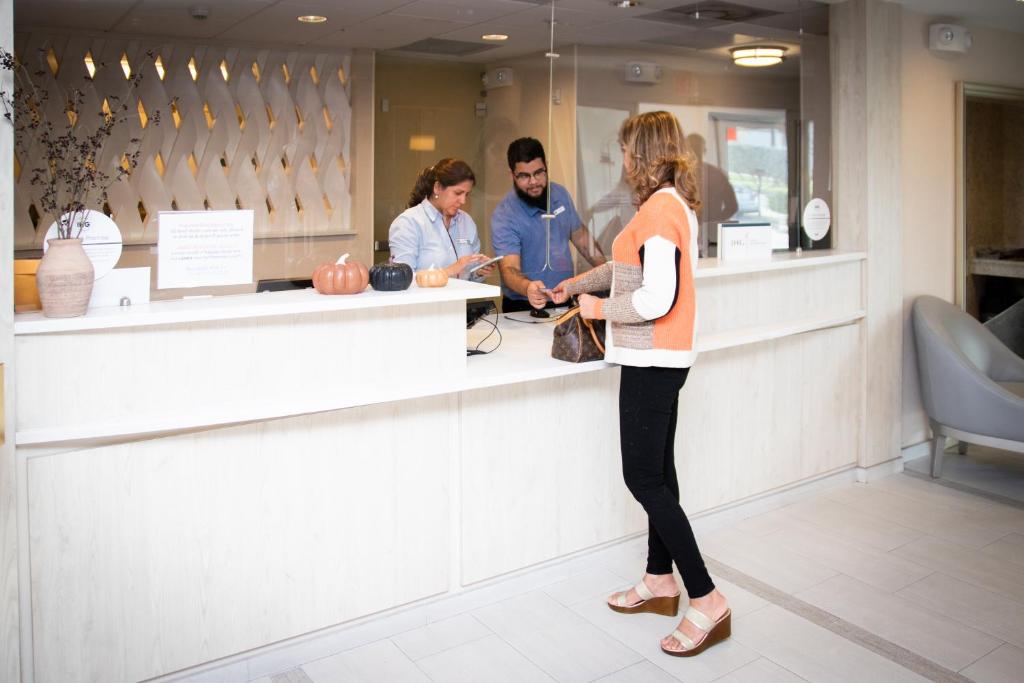 Candlewood Suites Miami Intl Airport - 36th St by IHG photo