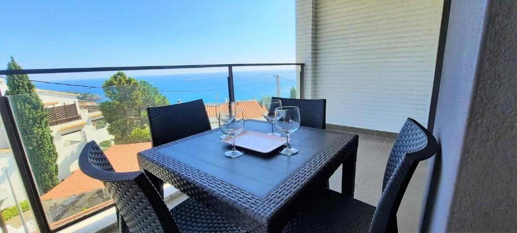Apartment CAU DEL LLOP 2, Llança, Spain - Booking.com