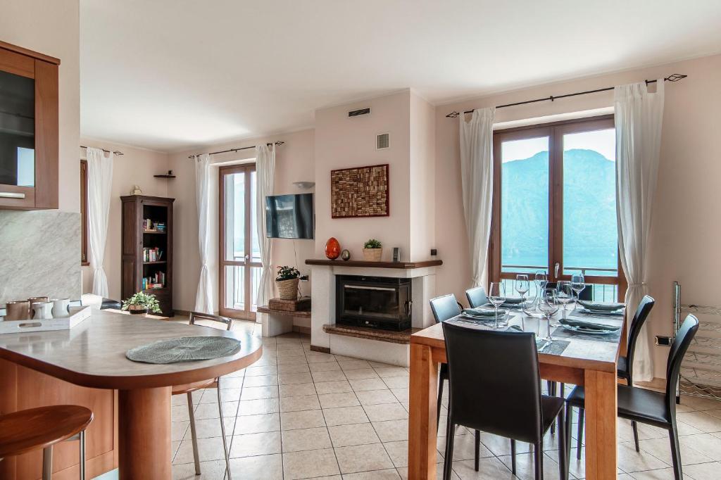 Villa degli Angeli - by MyHomeInComo