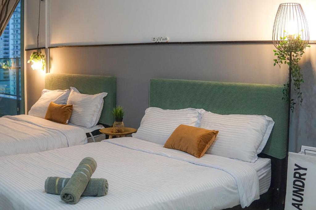 Family Suites at Mansion One by MAJ - 海景工作室