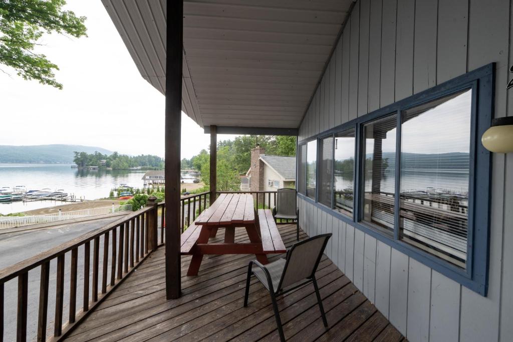 Depe Dene Lakeside Resort - Casa De Três Quartos De Lakeview