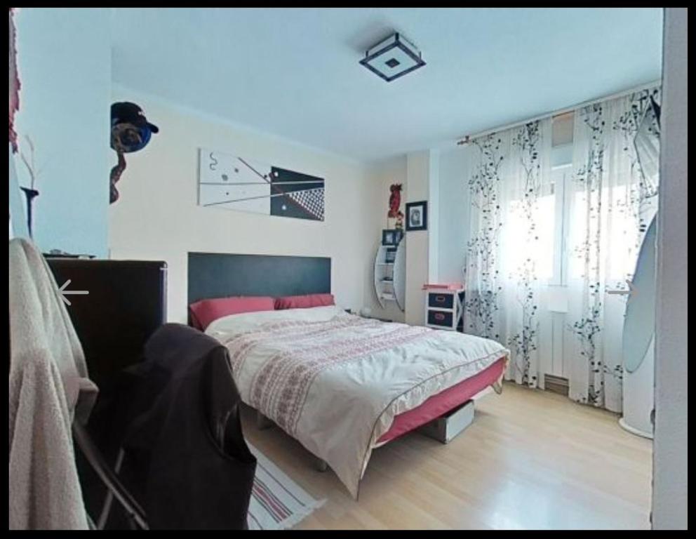 Apartamento con piscina y cerca de la playa, Benicassim ...