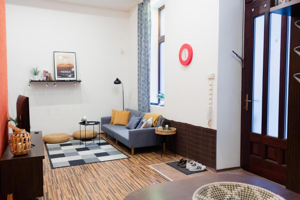 Cosy nest close to Blaha sqr 1081 Budapest, 4 Bezerédj utca kép - 1