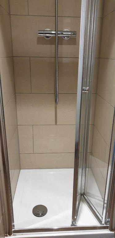 Un baño de Barmy Badger Backpackers