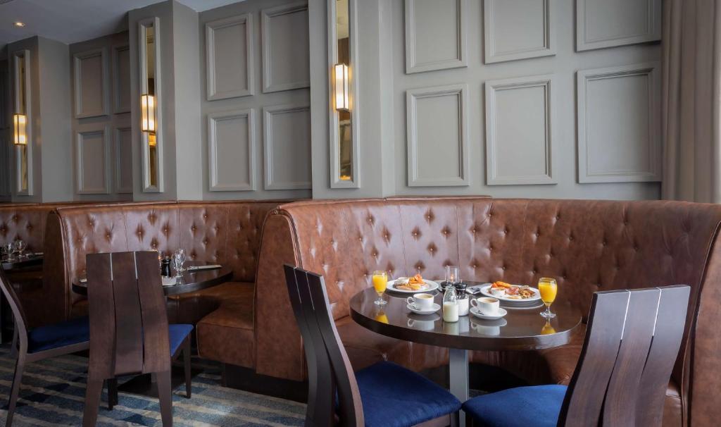 Istumisnurk majutusasutuses Hilton Dublin