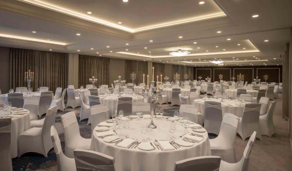 Restoran või mõni muu söögikoht majutusasutuses Hilton Dublin
