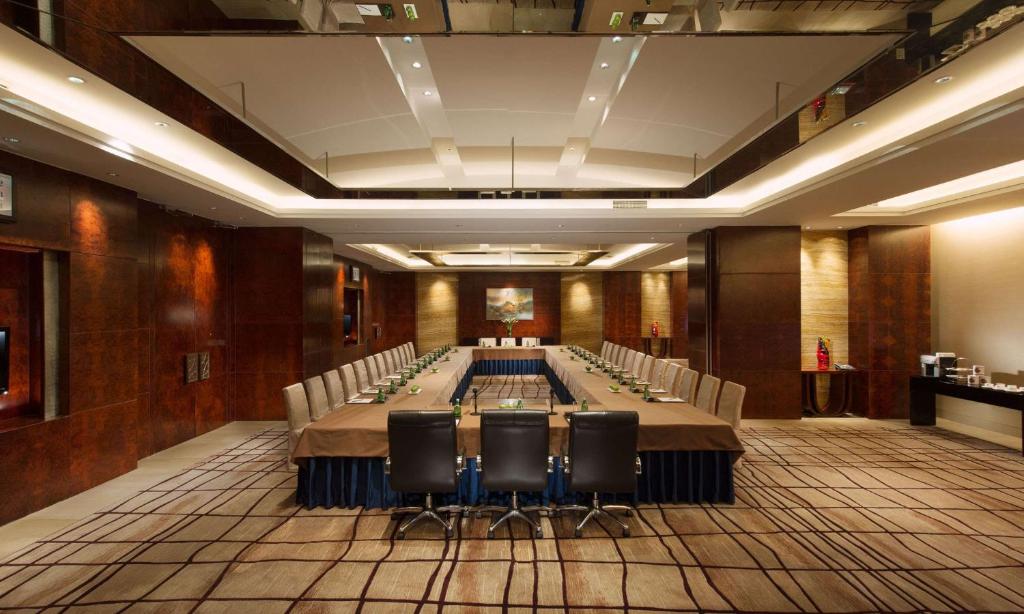 Posezení v ubytování DoubleTree by Hilton Qinghai - Golmud