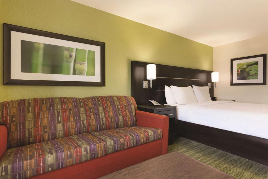 Hilton Garden Inn Houston Northwest - Deluxe King Room - Mobilidad Y Acceso Auditivo