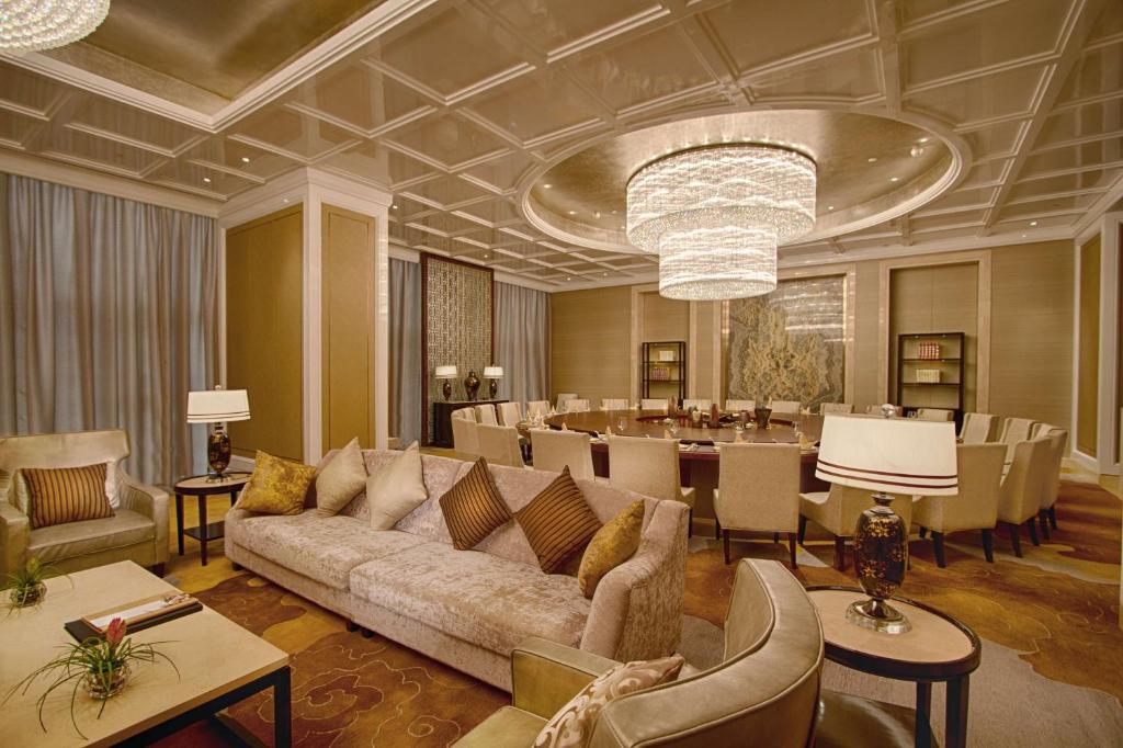 Posezení v ubytování DoubleTree by Hilton Heyuan