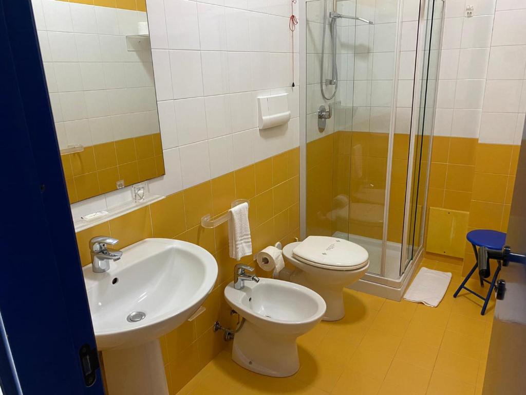 Koupelna v ubytování Albergo Ristorante Saverino