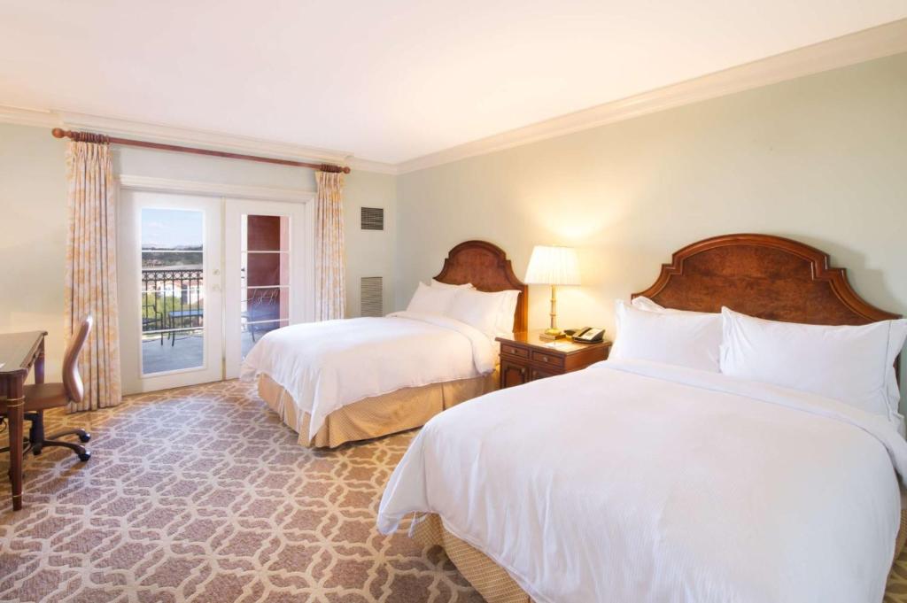 Hilton Lake Las Vegas Resort & Spa - 