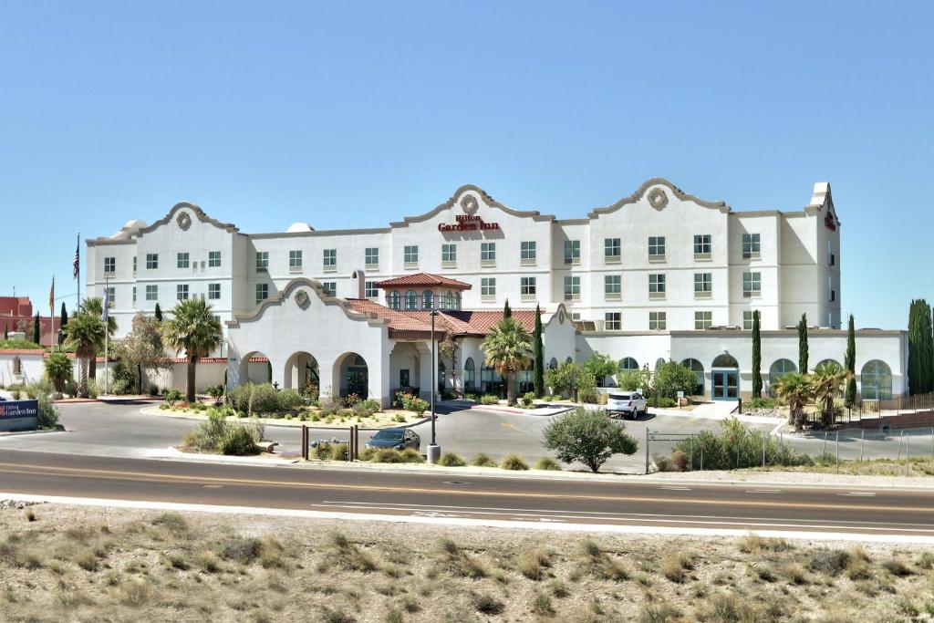 Hilton Garden Inn Las Cruces photo