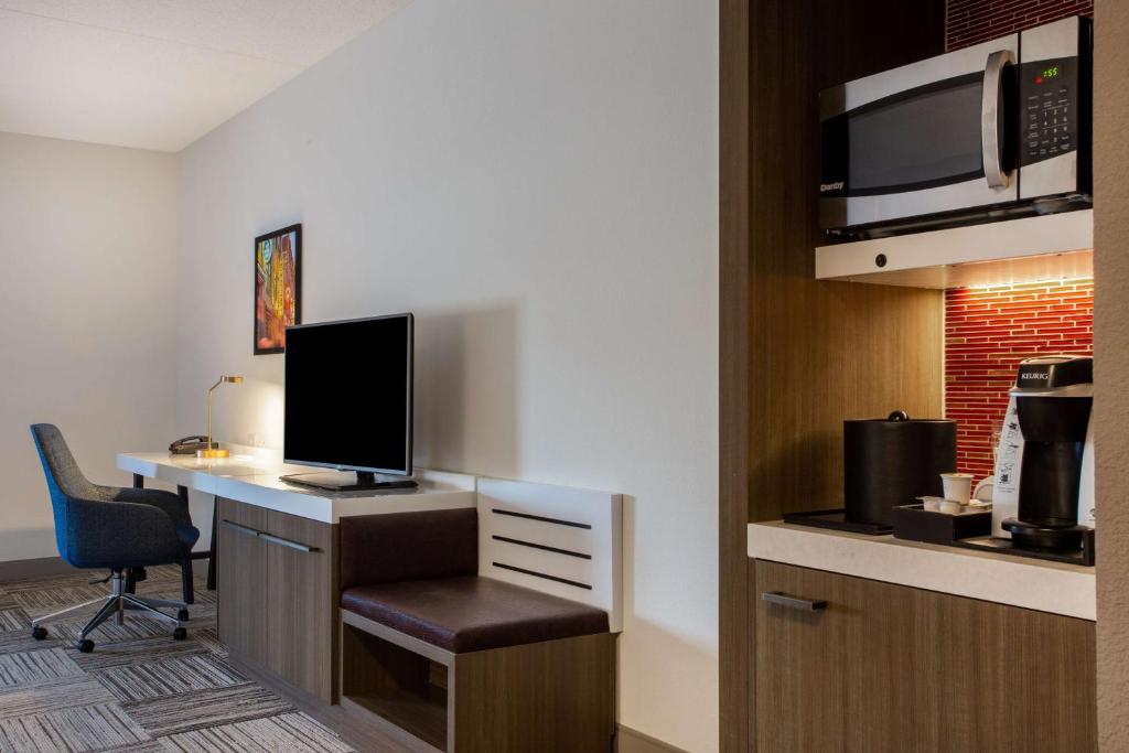 Hilton Garden Inn Nashville Smyrna - Queen Room With Two Queen Beds - Mobility Access