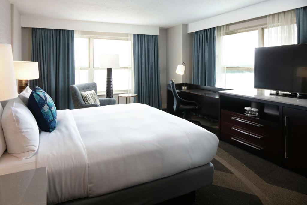Hilton Madison Monona Terrace - 