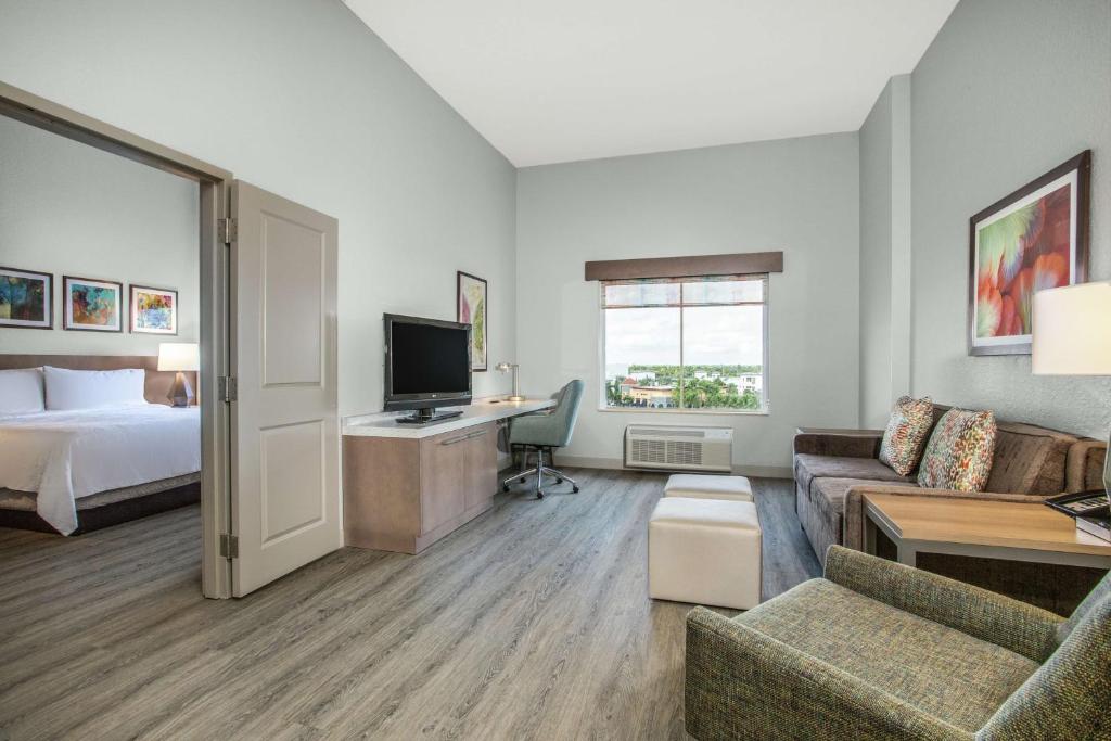 Hilton Garden Inn Palm Beach Gardens - Toegang Tot Een Slaapkamer King Room-Hearing