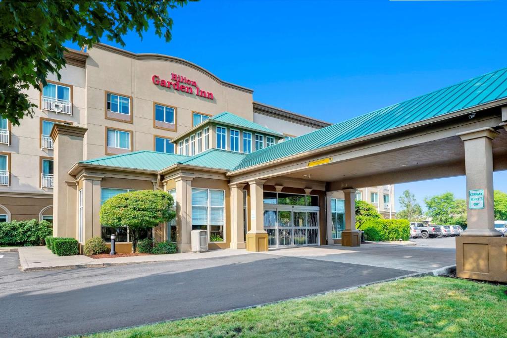 a rendering of the front of a hotel at Hilton Garden Inn Portland Airport in Portland