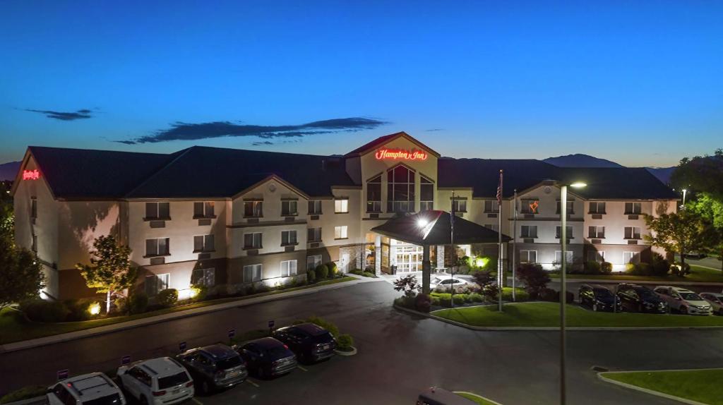 an aerial view of a hotel with a parking lot at Hampton Inn Salt Lake City Central in Salt Lake City