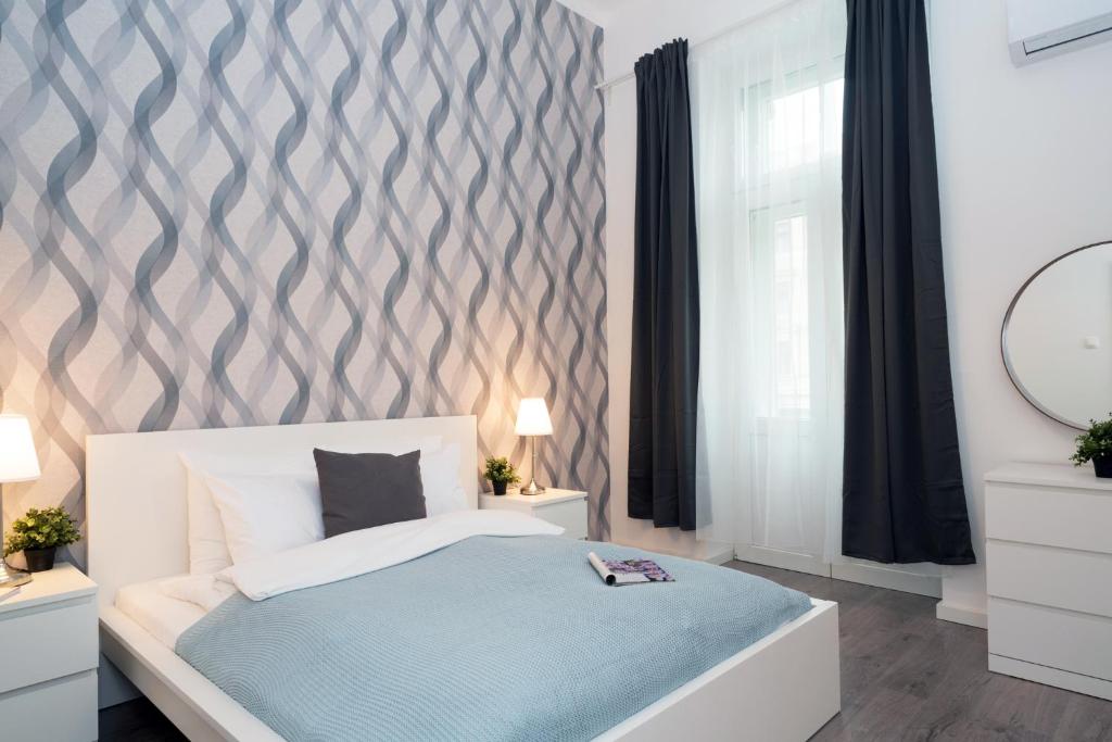 Stylish NEW home with view on New York Palace 1073 Budapest, Erzsébet körút 2 kép - 1
