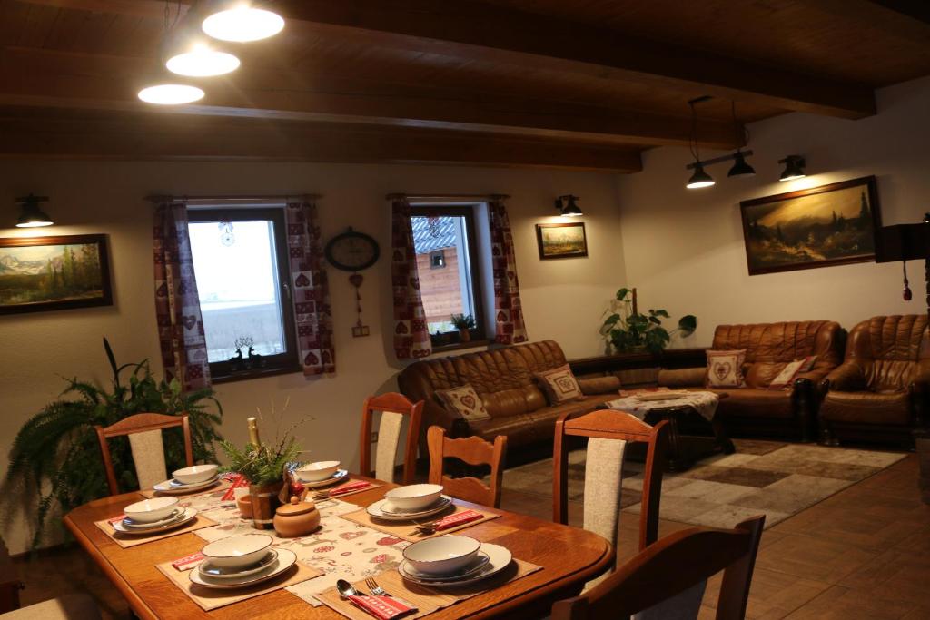Posezení v ubytování Pinus Cembra