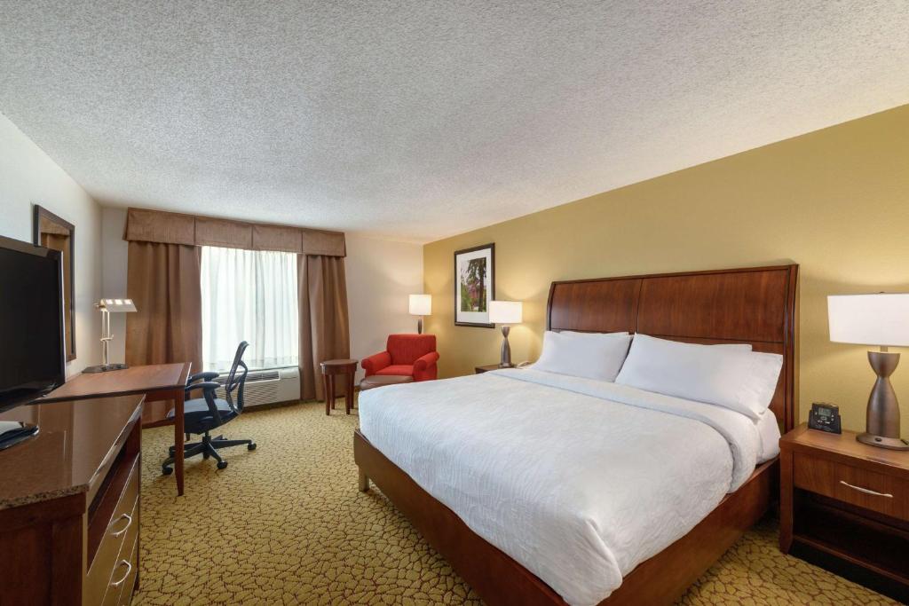 Hilton Garden Inn Orlando East - UCF Area photo