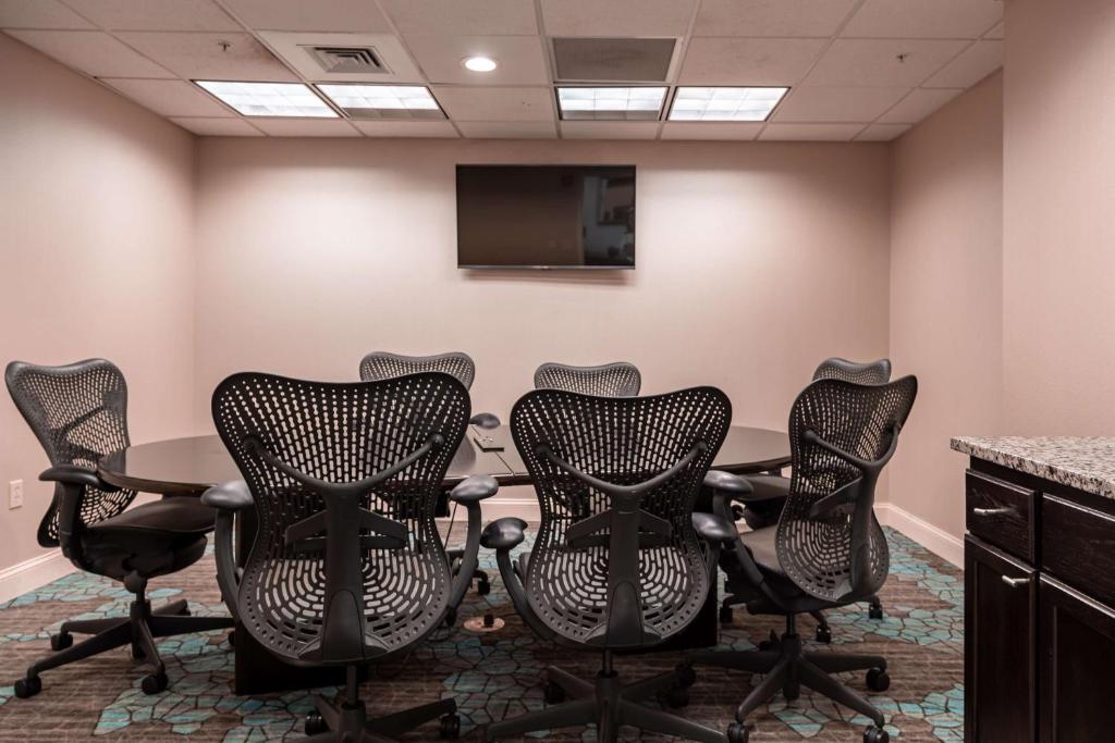 Hilton Garden Inn Orlando East - UCF Area photo