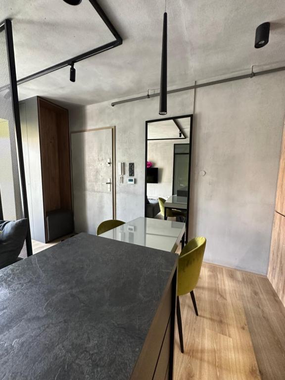 ALEKSANDRA 2 - CONCRETE - 15