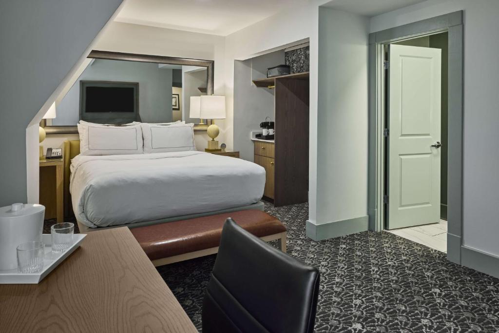 The Partridge Inn Augusta, Curio Collection by Hilton - スーペリア クイーンルーム