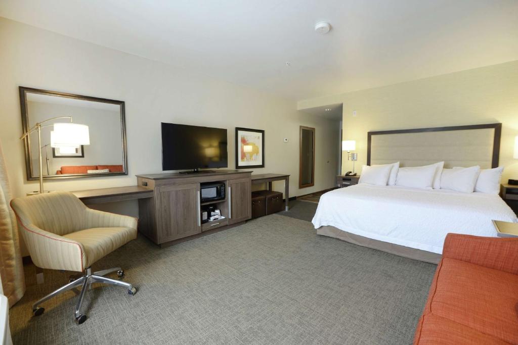 Hampton Inn & Suites Ponca City - Quarto King Com Sofá-Cama - Não Fumador