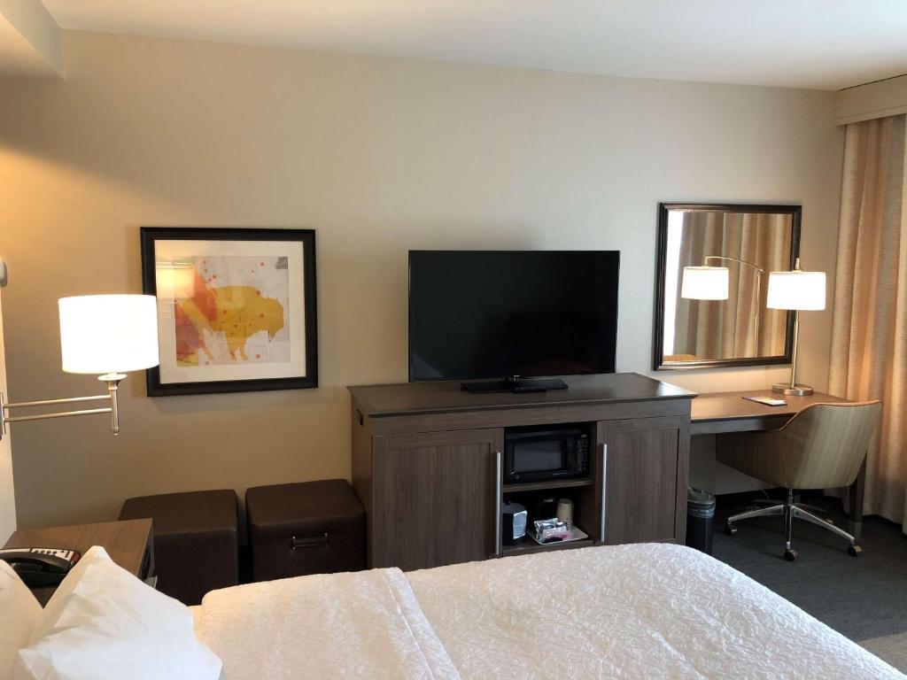 Hampton Inn & Suites Ponca City - Habitación Con Cama Extragrande - No Fumadores