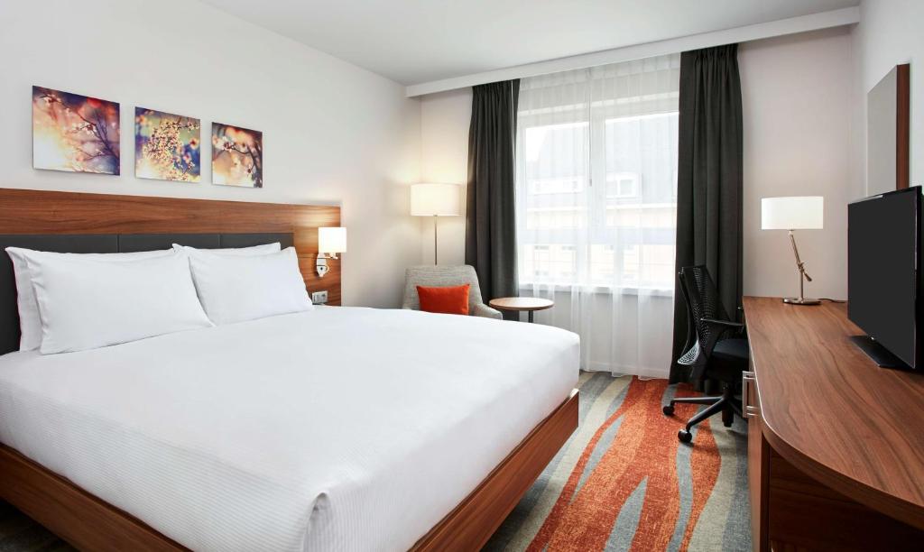 Hilton Garden Inn Brussels City Centre - Resim 28