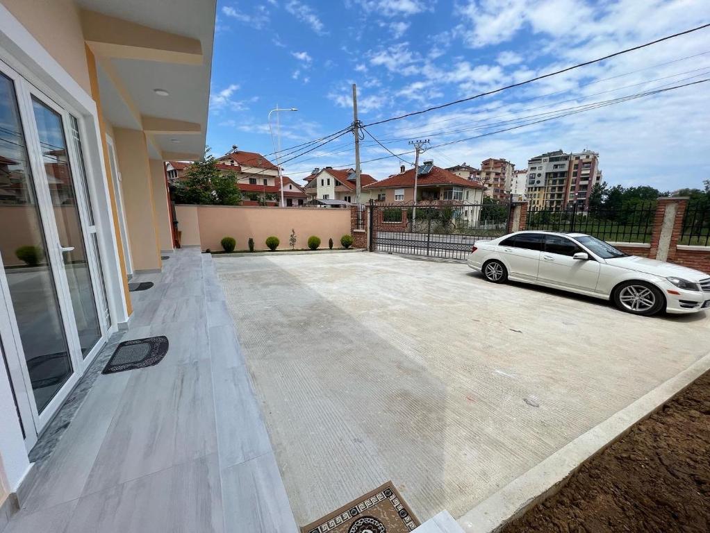 Ledio guest house - Image 6