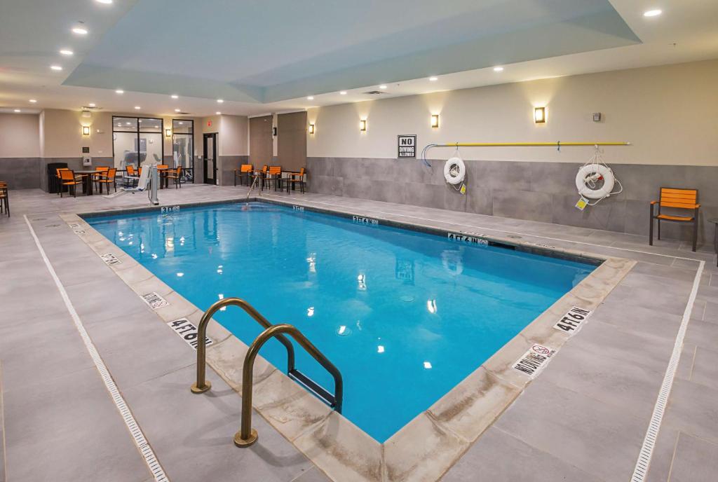 Hampton Inn & Suites Colleyville DFW Airport West photo