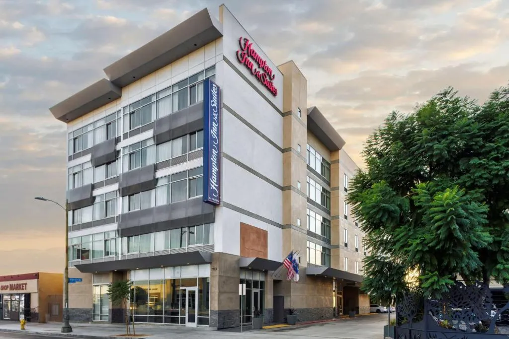 Hampton Inn & Suites Los Angeles/Hollywood, CA in North Hollywood