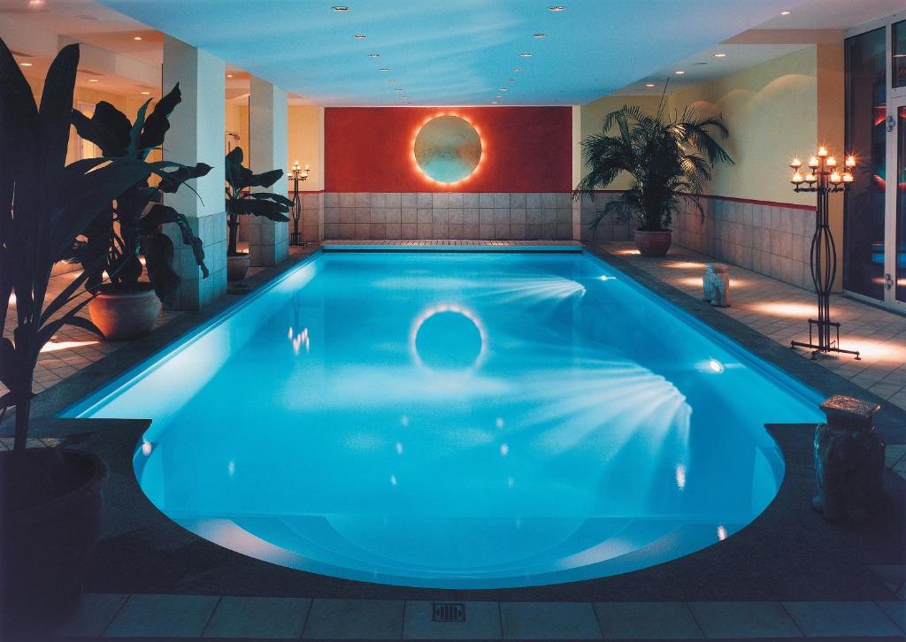 Piscina di Suitenhotel Parco Paradiso o nelle vicinanze