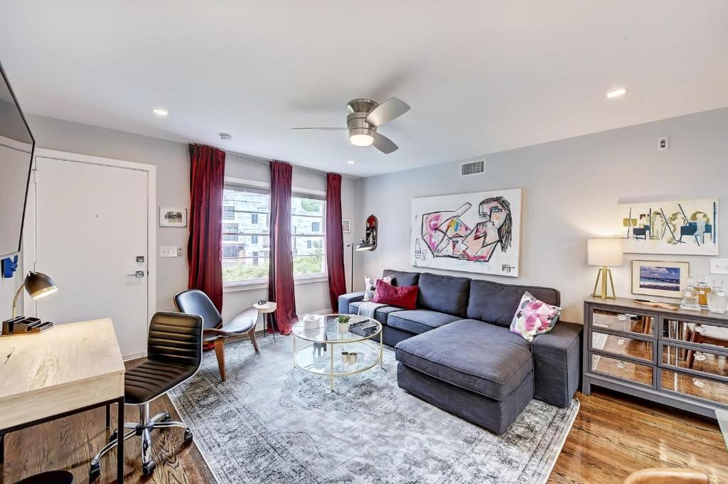 The Home Collection CLT: 510 Queens - Appartement En Duplex