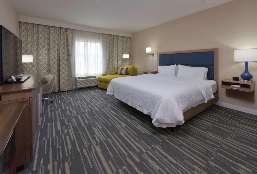 Hampton Inn & Suites Seattle/Redmond Wa - Error