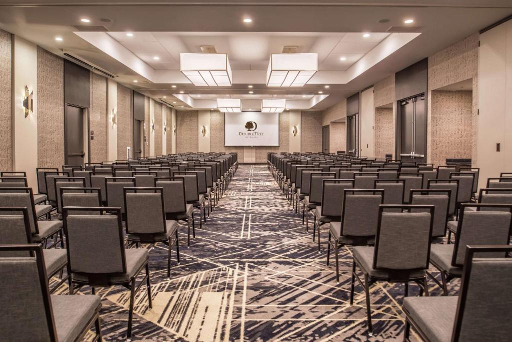Doubletree By Hilton Lafayette East photo