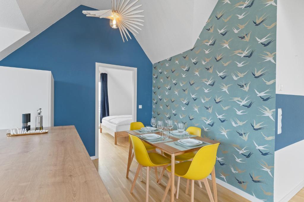 Fotografie z fotogalerie ubytování Design-Apartment - Küche - Balkon - Tiefgarage v destinaci Leinfelden-Echterdingen