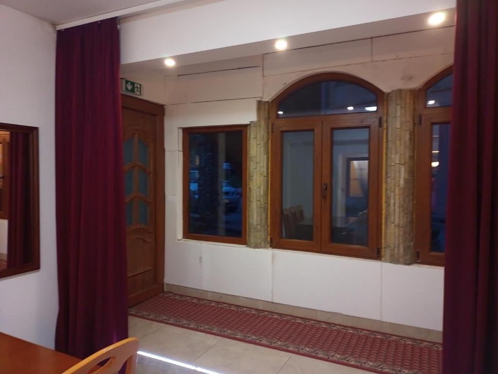 Fotografie z fotogalerie ubytování Vila Nenad Ovčar banja v destinaci Čačak