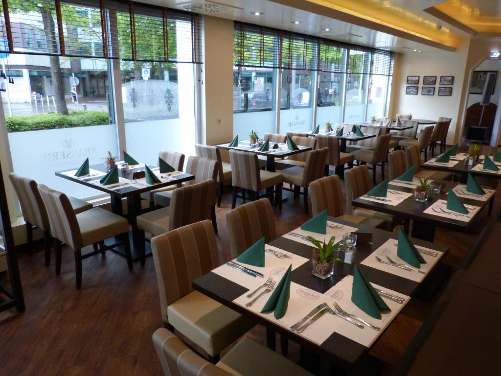 Restaurace v ubytování Hotel Panorama Hamburg-Harburg
