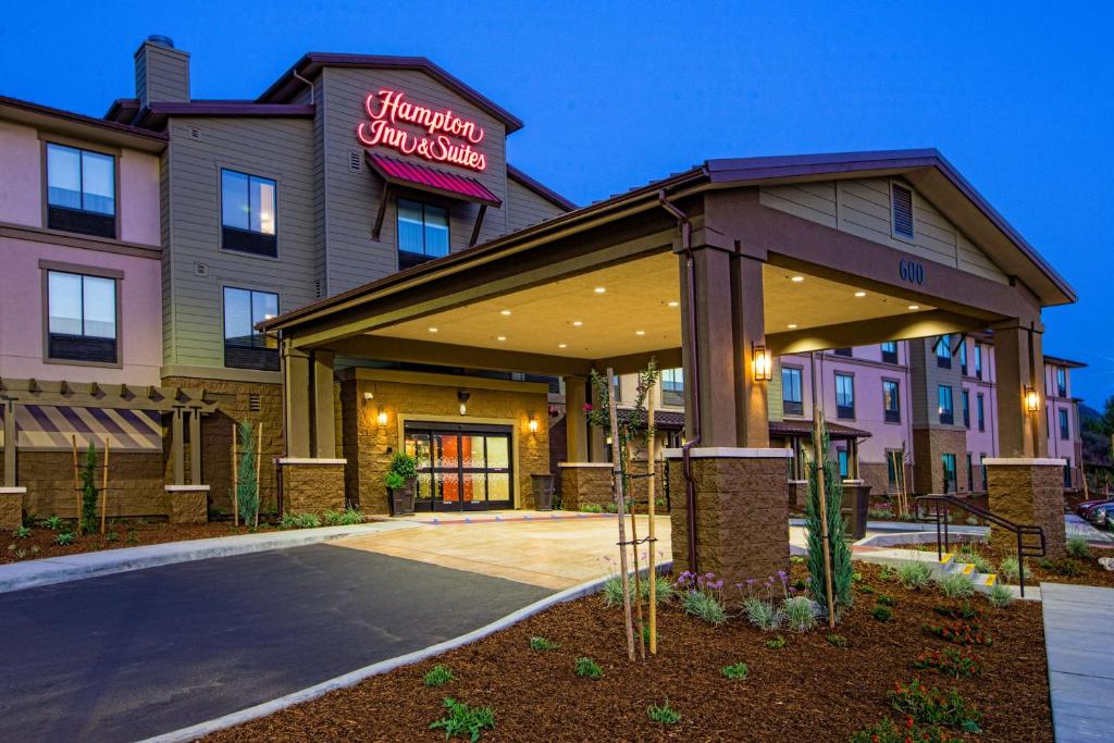 a rendering of the front of a hotel at Hampton Inn & Suites Buellton/Santa Ynez Valley, Ca in Buellton