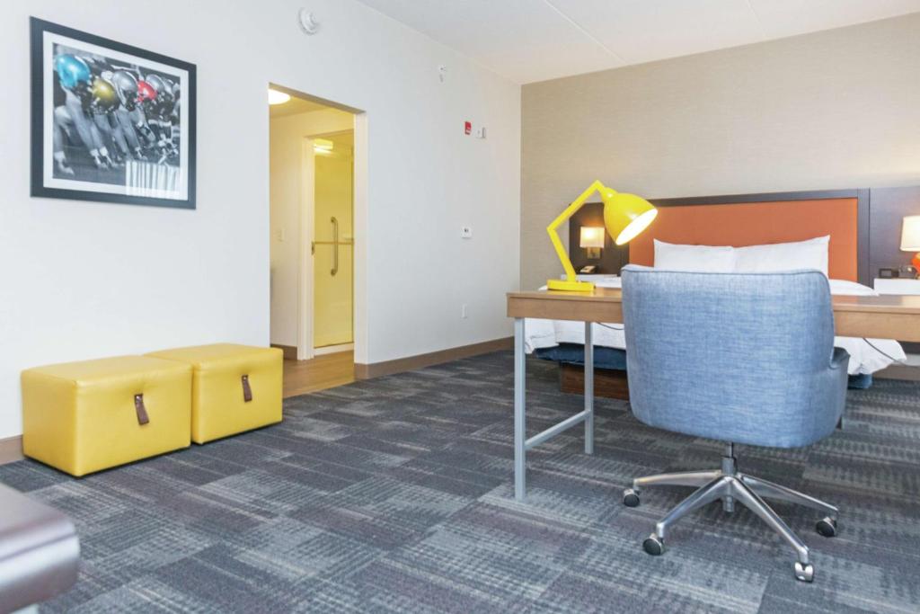 Hampton Inn & Suites Morgantown / University Town Centre - Error