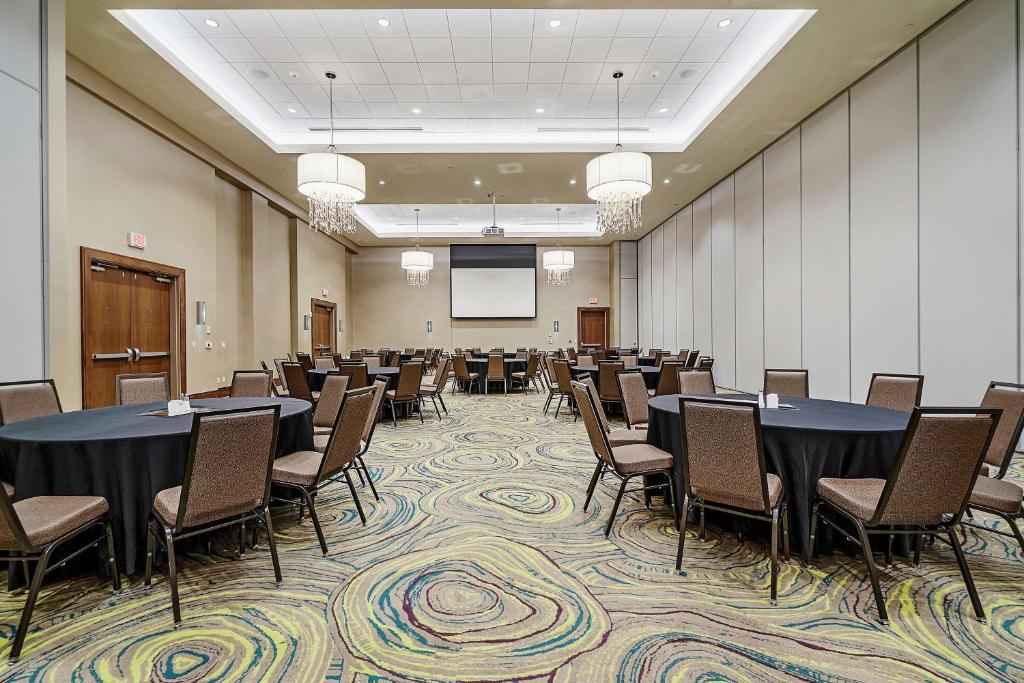 Hilton Garden Inn Edmond/Oklahoma City North photo