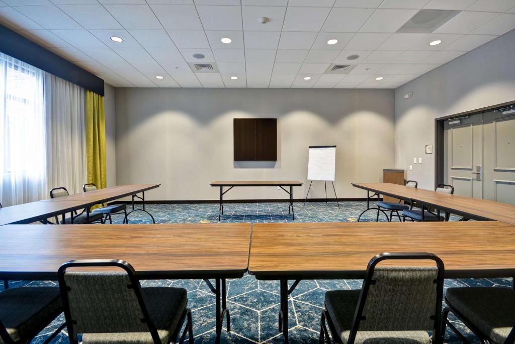 Homewood Suites By Hilton Rocky Mount photo