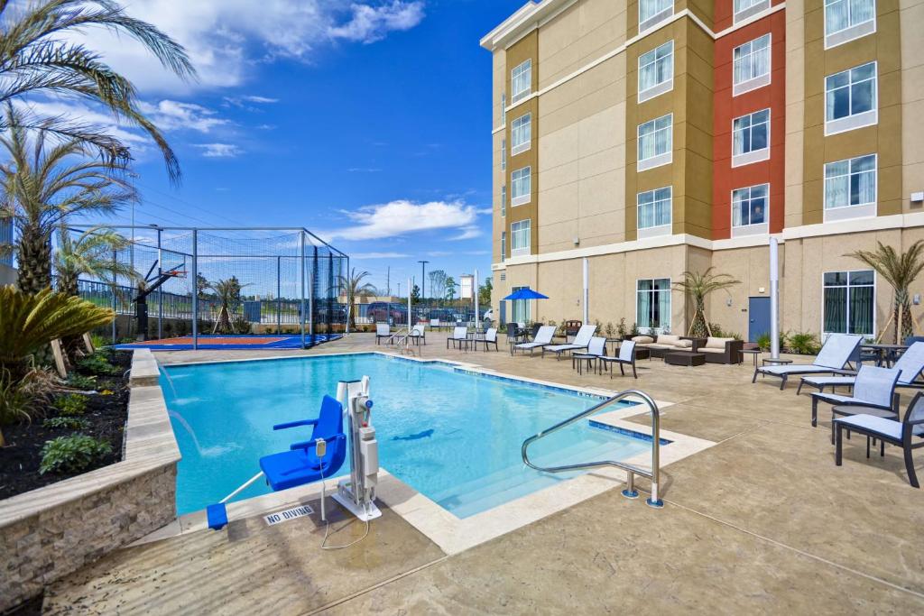 Bazén v ubytování Homewood Suites by Hilton Conroe nebo v jeho okolí