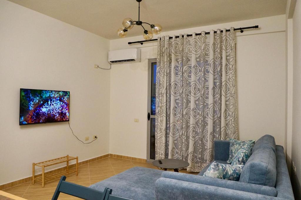 Blue Oasis Apartment - Image 5